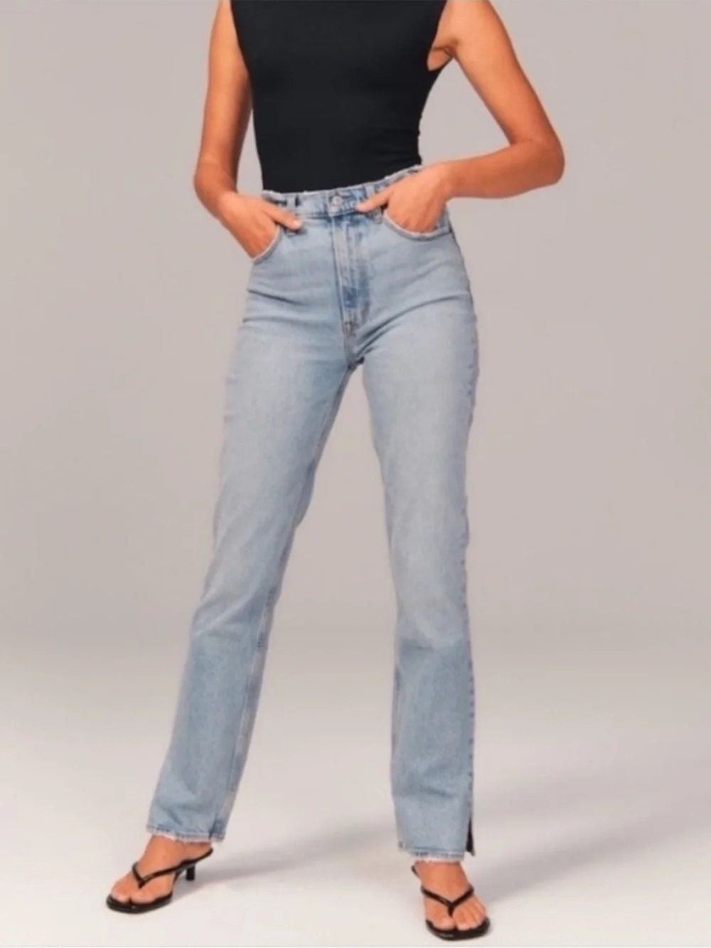 Abercrombie & Fitch Curve Love 90s Straight Ultra High Rise Jean size 27X31